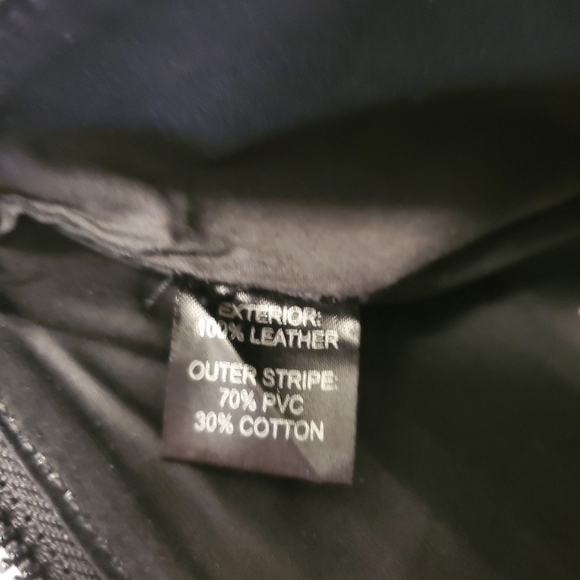 NWOT Yosi Samra Black Leather Clutch, Tassle, ZIP - Picture 7 of 8